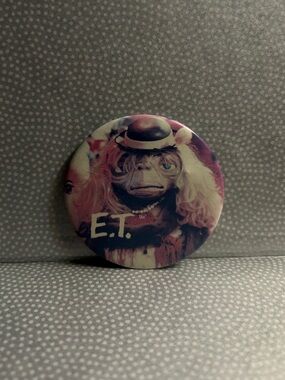 Vintage 1982 E.T pin
